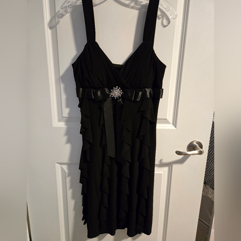 Scarlett Nite Black Ruffled Midi Dress
